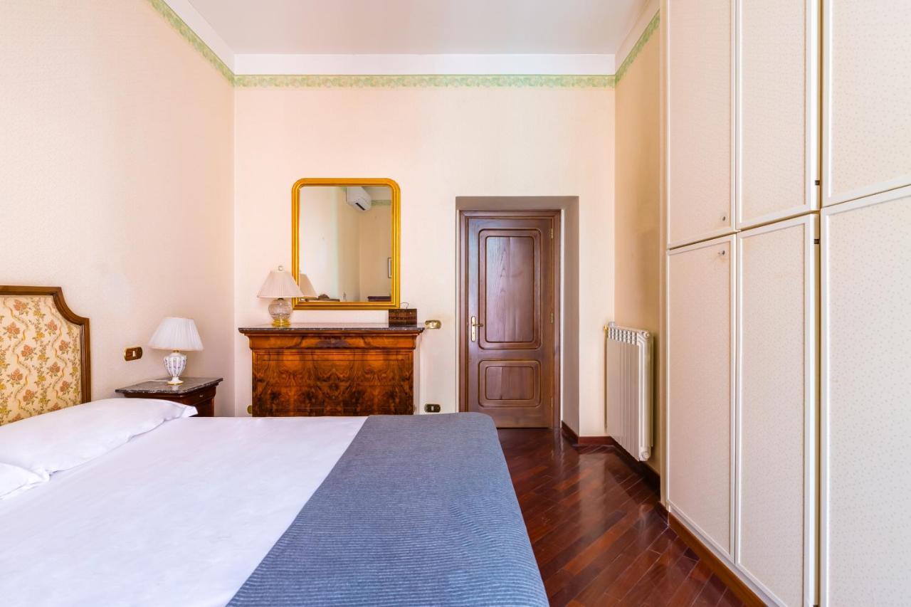 Grand Classic Apartment At San Martino By Napoliapartments المظهر الخارجي الصورة