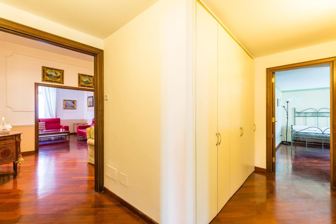 Grand Classic Apartment At San Martino By Napoliapartments المظهر الخارجي الصورة