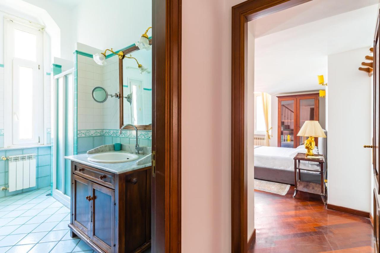 Grand Classic Apartment At San Martino By Napoliapartments المظهر الخارجي الصورة