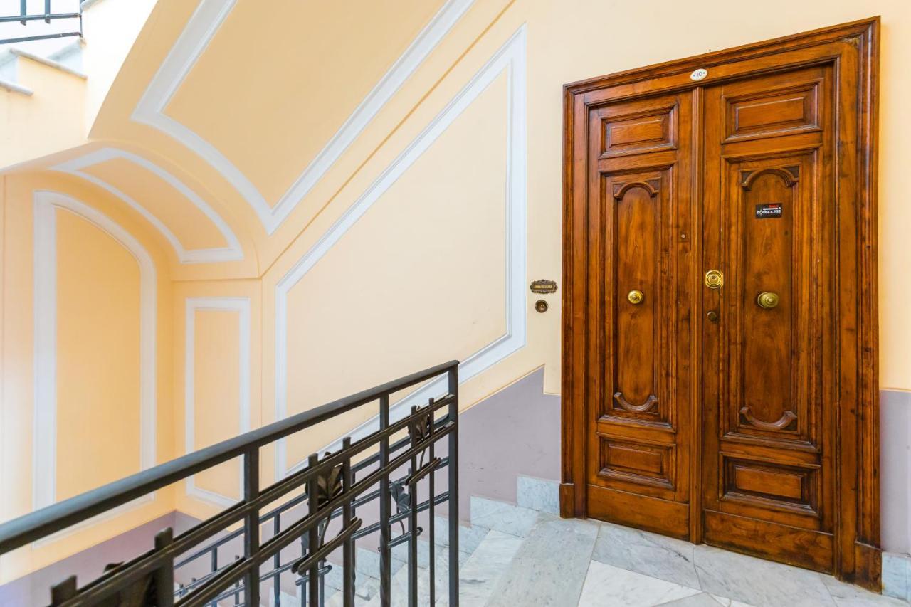 Grand Classic Apartment At San Martino By Napoliapartments المظهر الخارجي الصورة