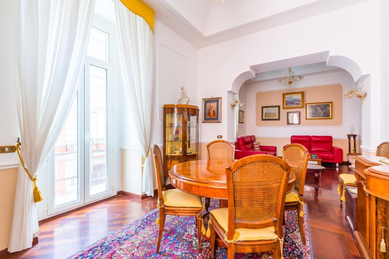 Grand Classic Apartment At San Martino By Napoliapartments المظهر الخارجي الصورة