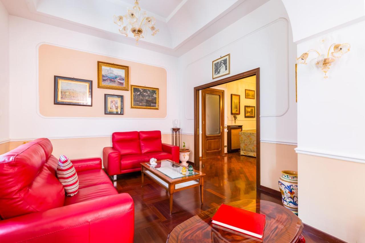 Grand Classic Apartment At San Martino By Napoliapartments المظهر الخارجي الصورة
