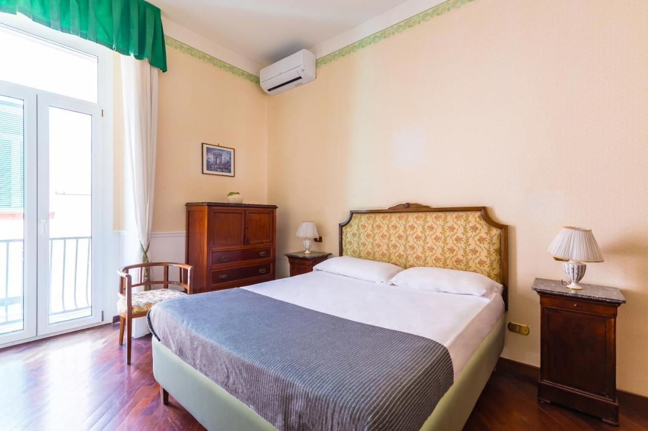 Grand Classic Apartment At San Martino By Napoliapartments المظهر الخارجي الصورة