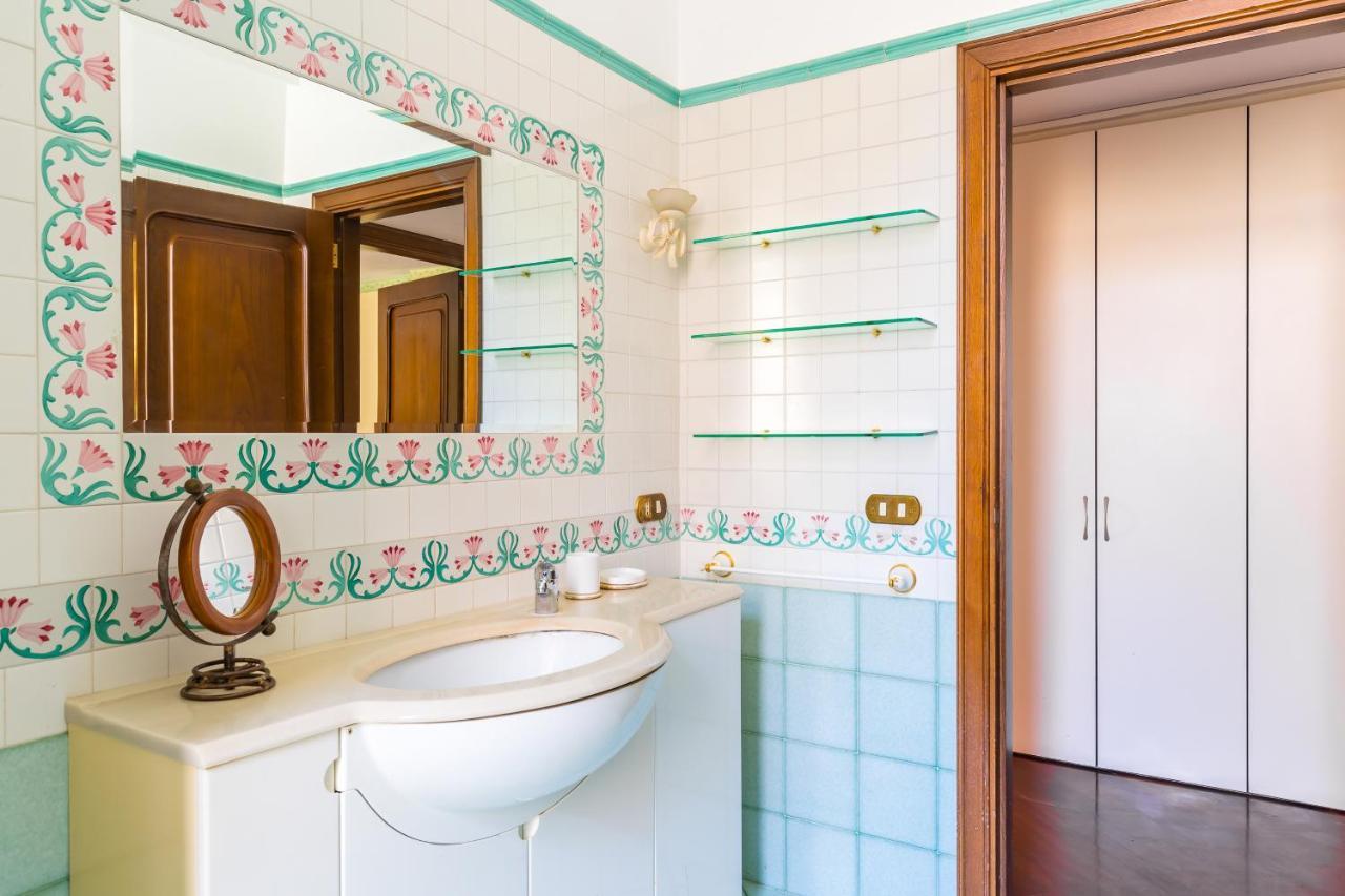 Grand Classic Apartment At San Martino By Napoliapartments المظهر الخارجي الصورة