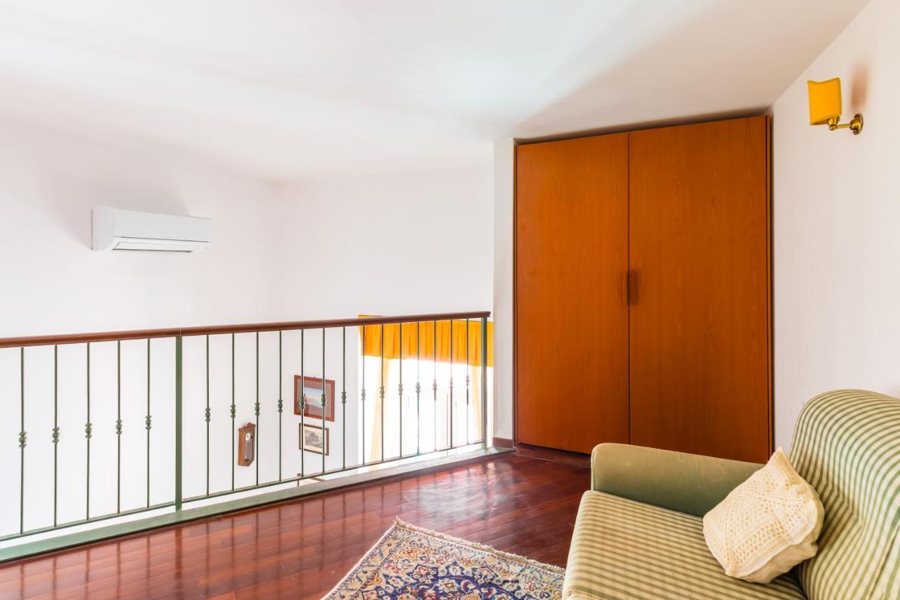 Grand Classic Apartment At San Martino By Napoliapartments المظهر الخارجي الصورة